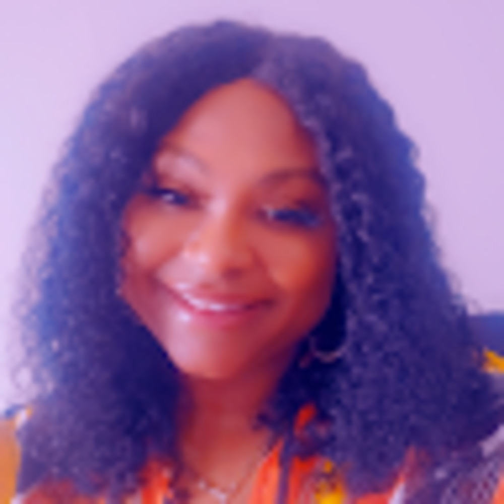 Meet your Posher, Camille